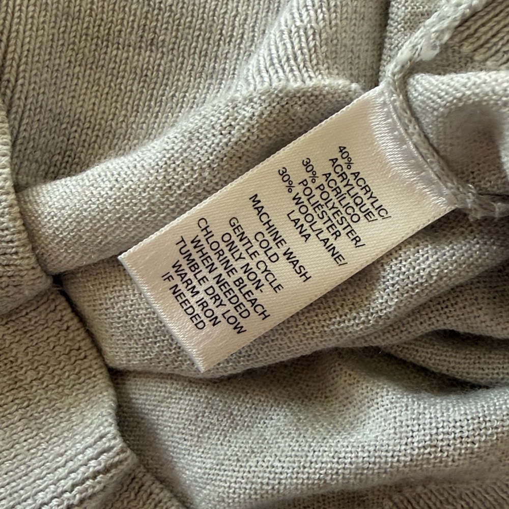 LOFT Women's Sweater - Picture 6 of 6